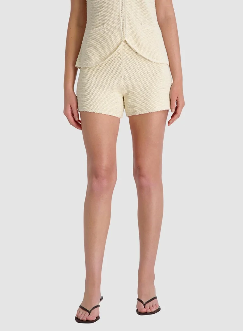 فرنش كونكشن Mozart Crochet Texture Short